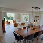 Sandnest Villa *